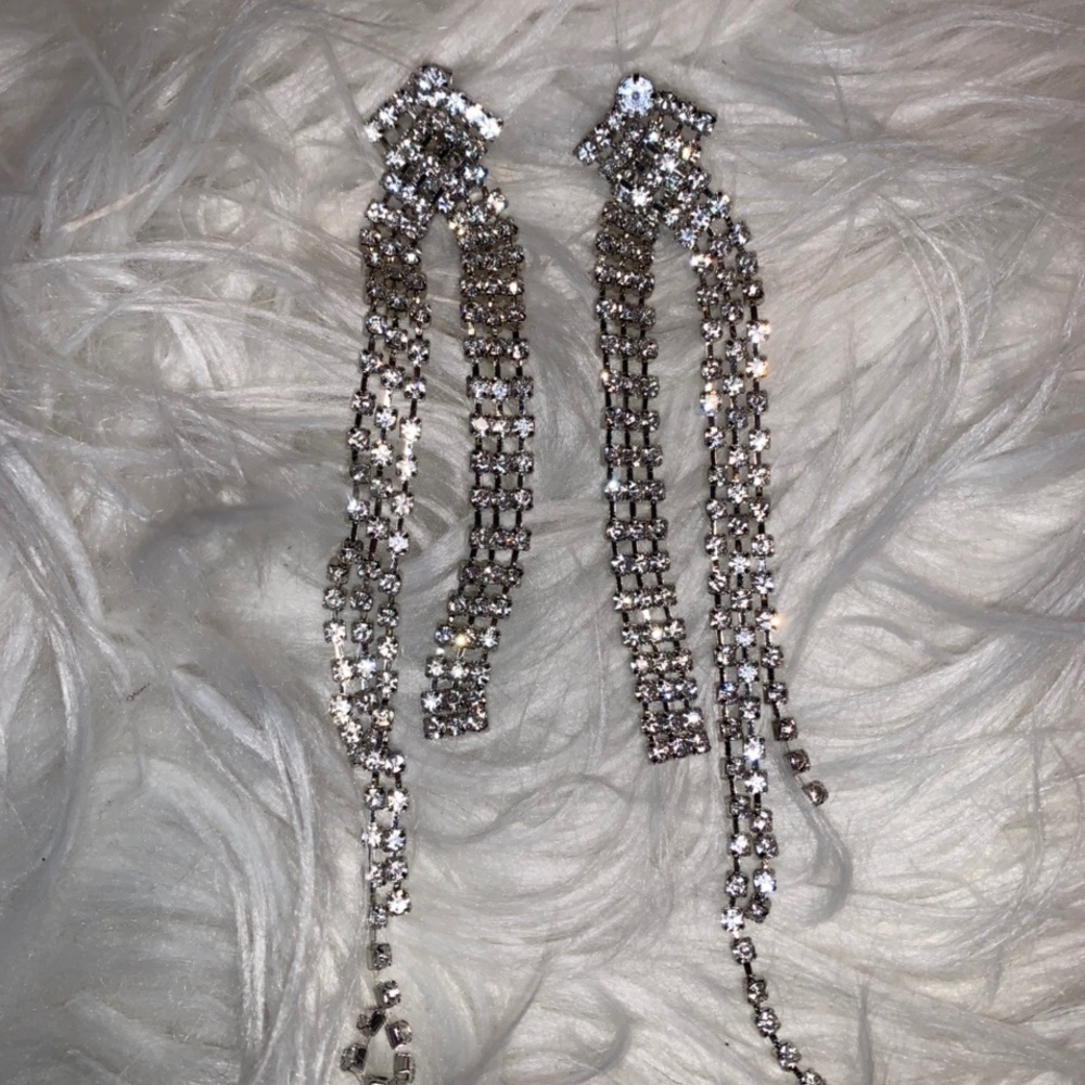 Super glittery rhinestone dangle earrings
